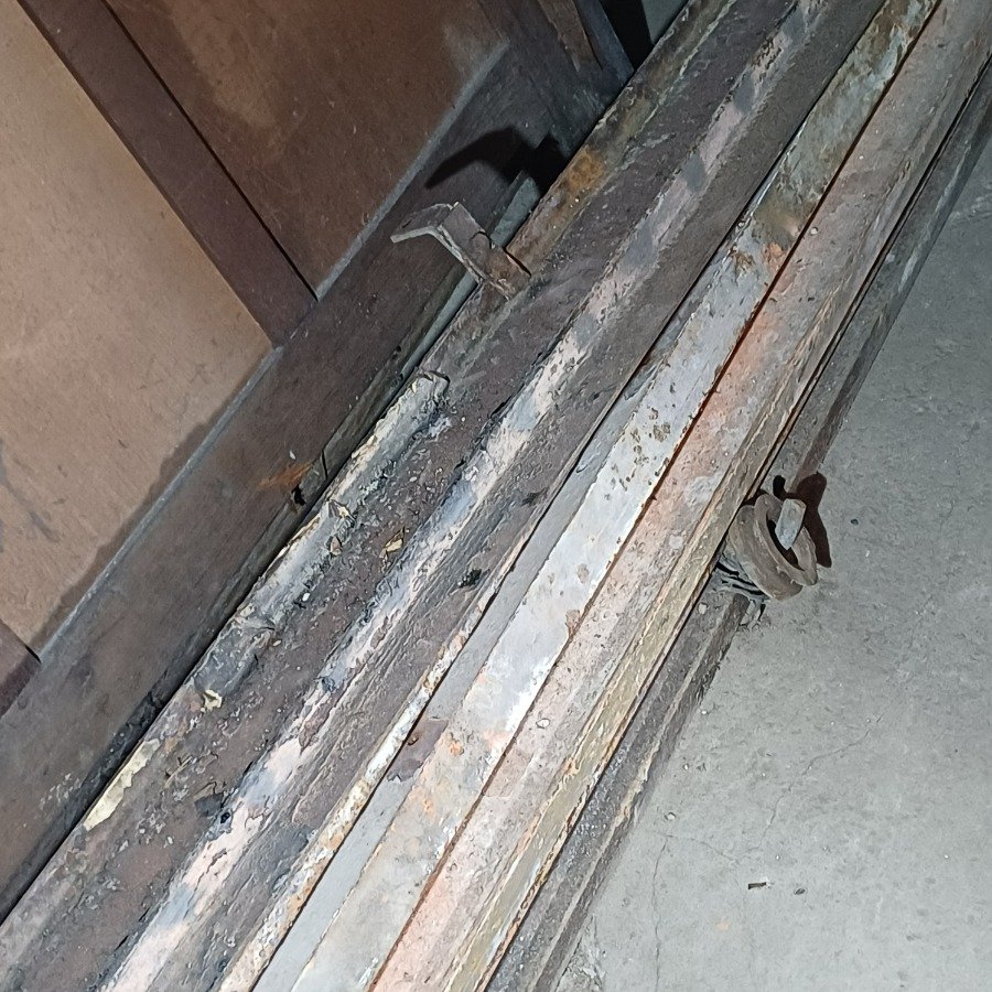 Item 16744 - Image 10