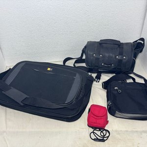Lote de Bolsos, Maletines y Mochilas Negras Variadas - imagen 12