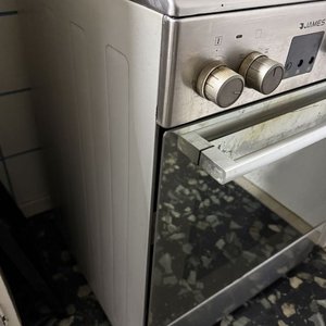 Cocina Eléctrica James con Vitrocerámica y Horno Convección - imagen 6