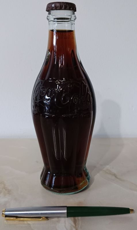Lote anterior: Botella de Vidrio COCA COLA, reproducción del envase de 1915