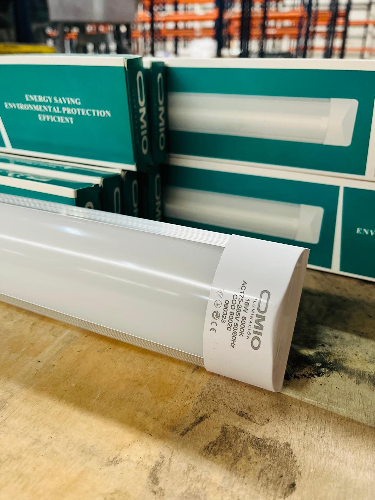 Lote de 24 Tubos LED OMIO 58 cm 16W Frío