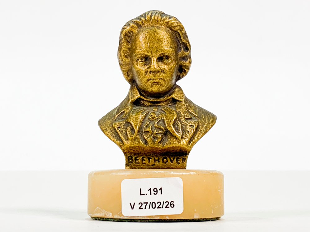 Item 500988 - Image 3