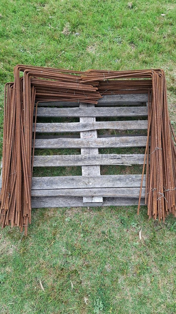Lote de Barras de Hierro Corrugado para Construcción