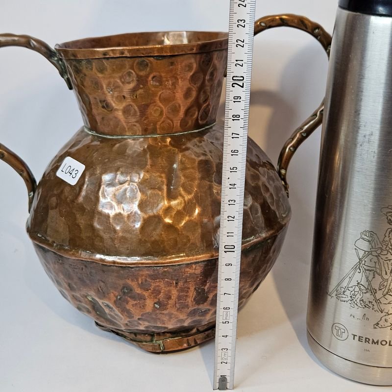 Gran jarrón de cobre martillado - Accesorios para Vehículos - imagen 2