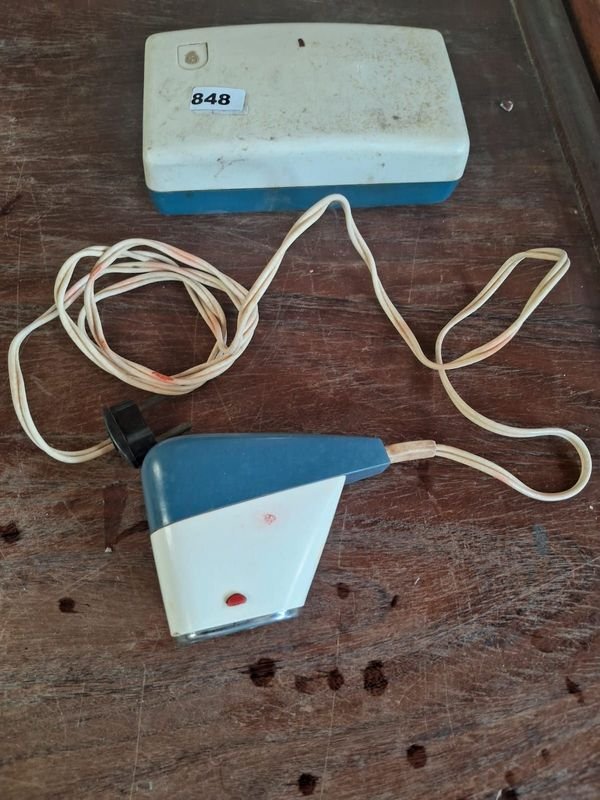 Afeitadora eléctrica a la vista - Equipamiento de cuidado personal - imagen 3