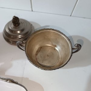 Juego de Azucarero y Cubitera de Metal con Pinza - imagen 4