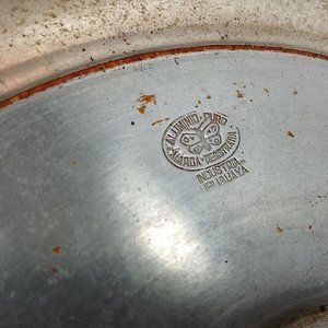 Horno Holandés Industrial Uruguayo de Aluminio Puro con Tapa, Difusor y Bandeja - imagen 3