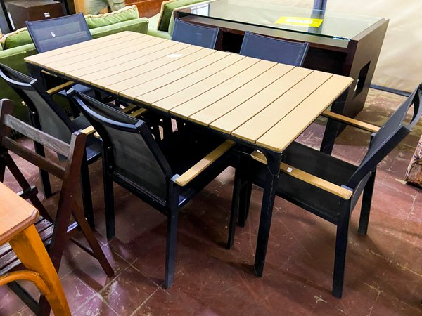 Mesa de Comedor Exterior con 6 Sillas de Aluminio y Madera