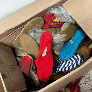 Lote de Pantuflas Infantiles y de Adulto Variadas - imagen 7