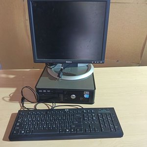 Computadora de Escritorio Dell con Monitor, Teclado y Mouse Funcional - imagen 2