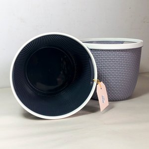 Tres cestos organizadores: uno rectangular gris y dos redondos - imagen 3