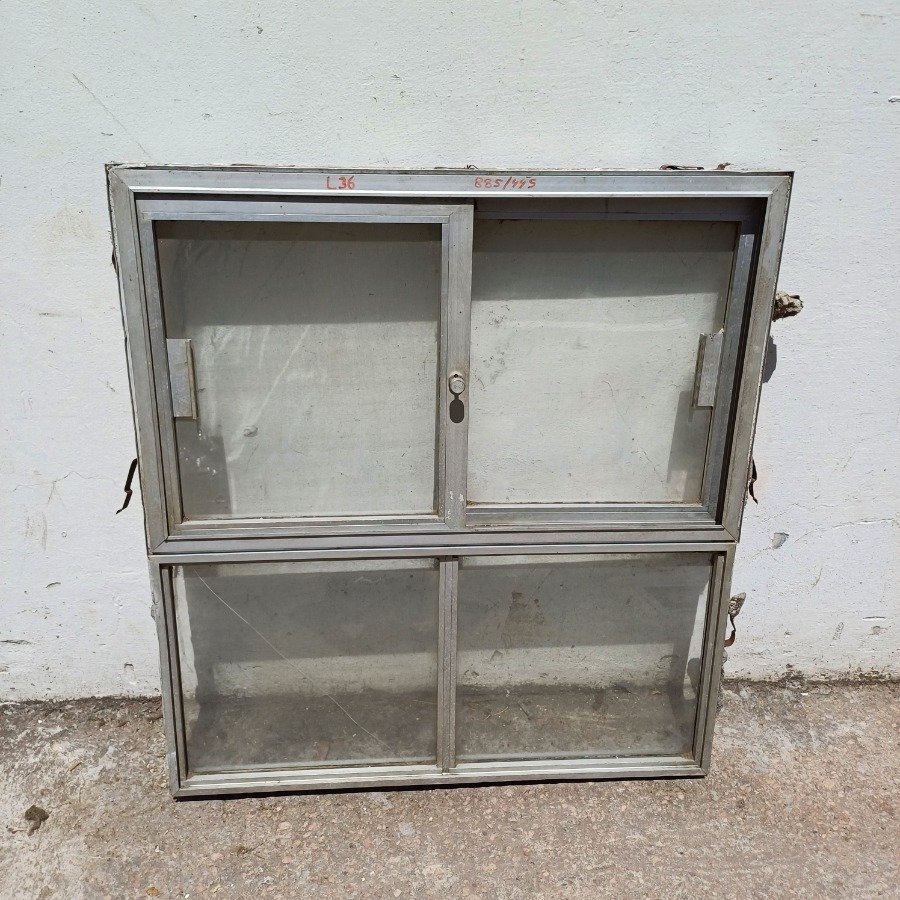 Item 16704 - Image 1