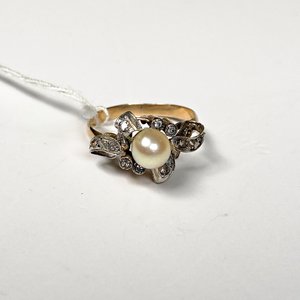 Anillo de Oro con Perla y Circones, Talle 16 mm - imagen 3