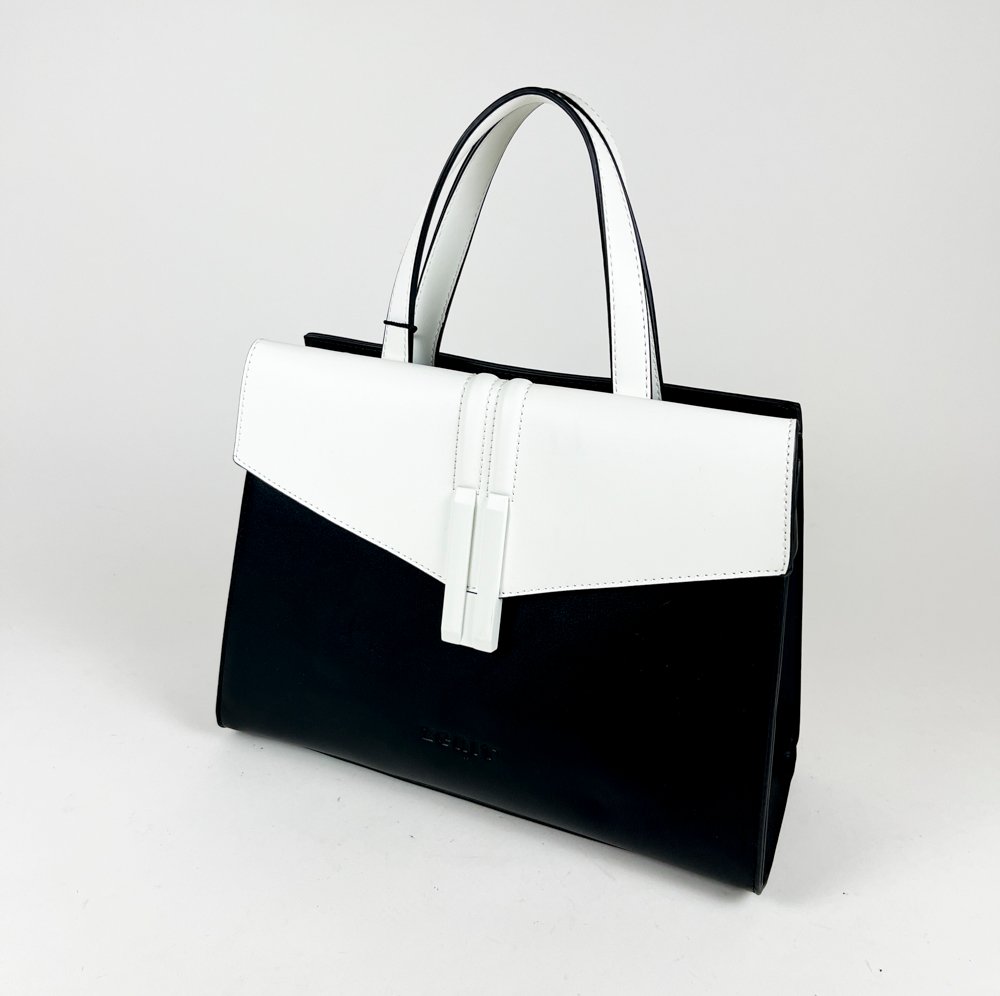 Lote anterior: Cartera de Dama Zenit en Negro y Blanco