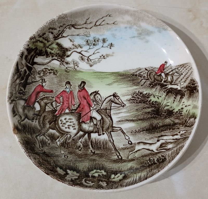 Platillo de Porcelana INGLESA Johnson Bros. Con escena de casería (del Zorro). - imagen 2