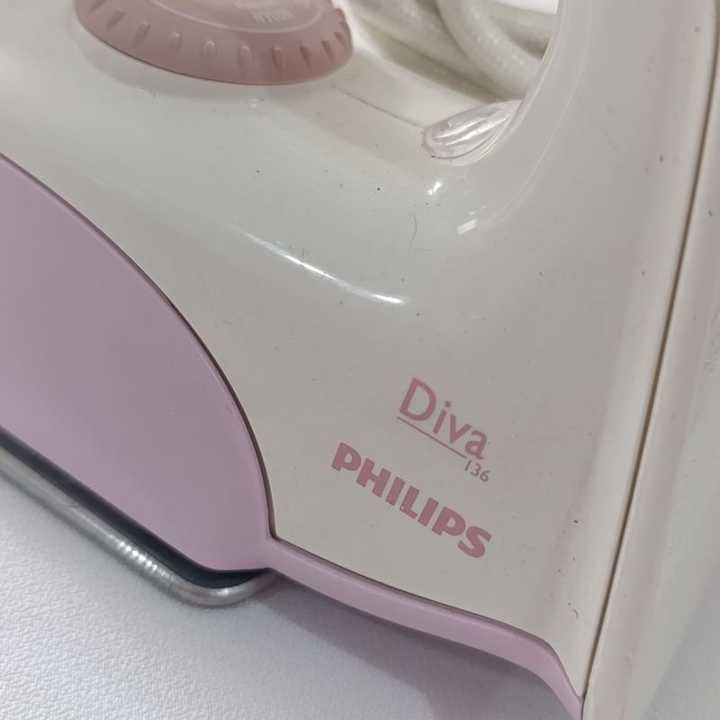 PLANCHAS MARCA PHILIPS MODELO DIVA 136 CABLE LARGO - imagen 2