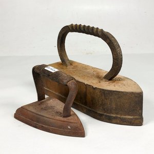 Dos Planchas Antiguas de Hierro para Planchar - imagen 2