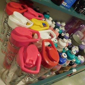 Lote de 50 vasos, tazas, recipientes para bebidas y mas - imagen 2