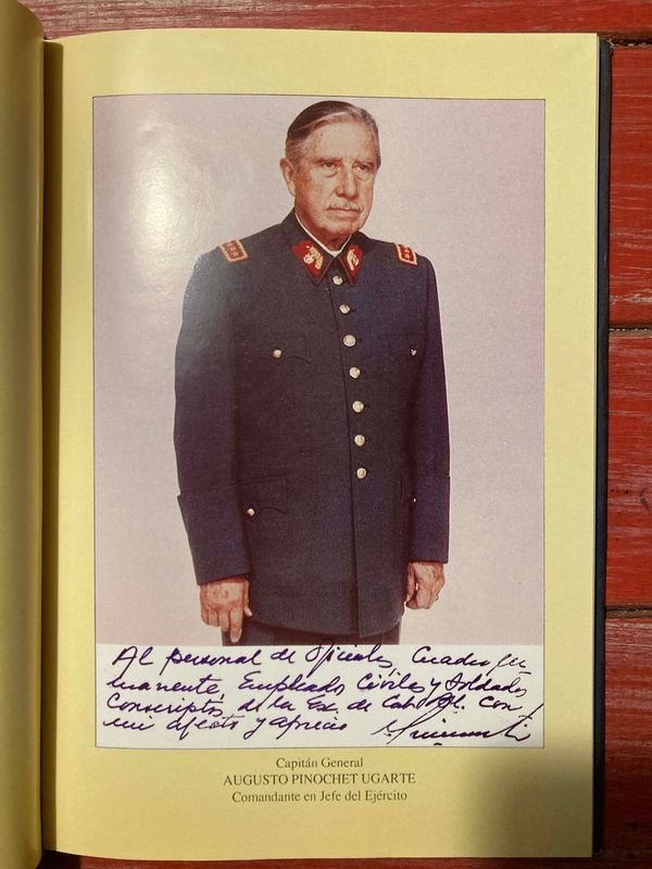 Libro de Historia Militar del Ejército de Chile - imagen 3
