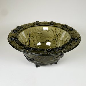 Lote anterior: Centro de vidrio color decorado ,damas y flores art nouveau, diámetro 31 x 14 altura
