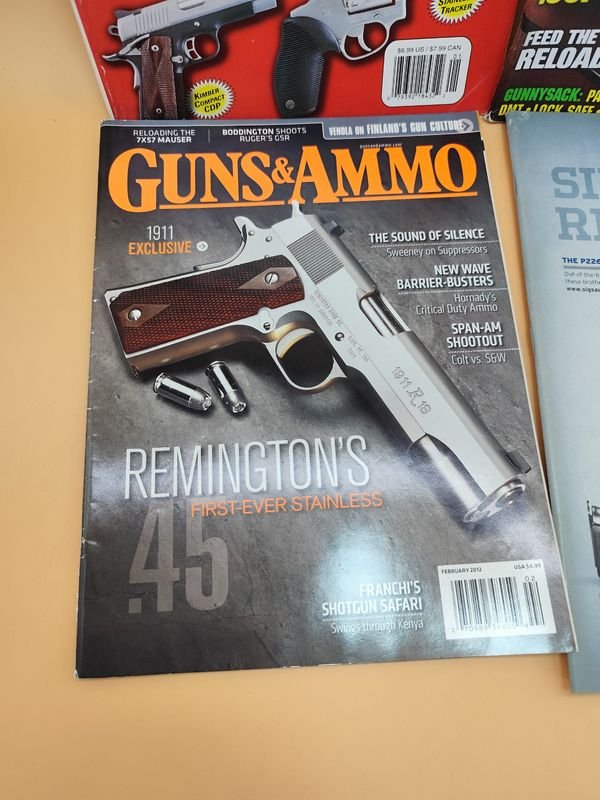 Revistas de Armas y Accesorios para Vehículos - imagen 2