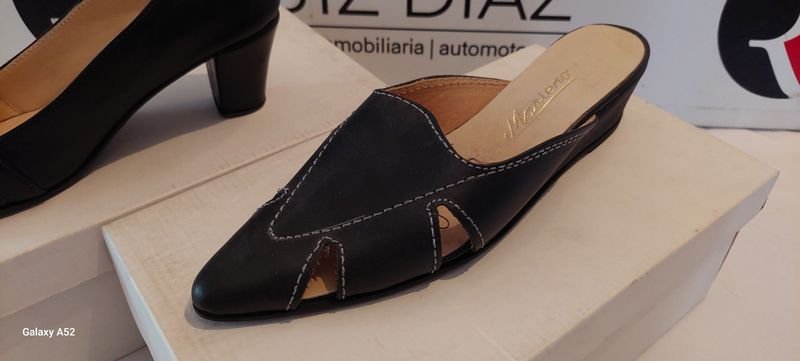 Zapatos de tacón alto de cuero - imagen 3
