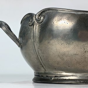 Centro de mesa ovalado de metal con asas, 27 cm - imagen 1
