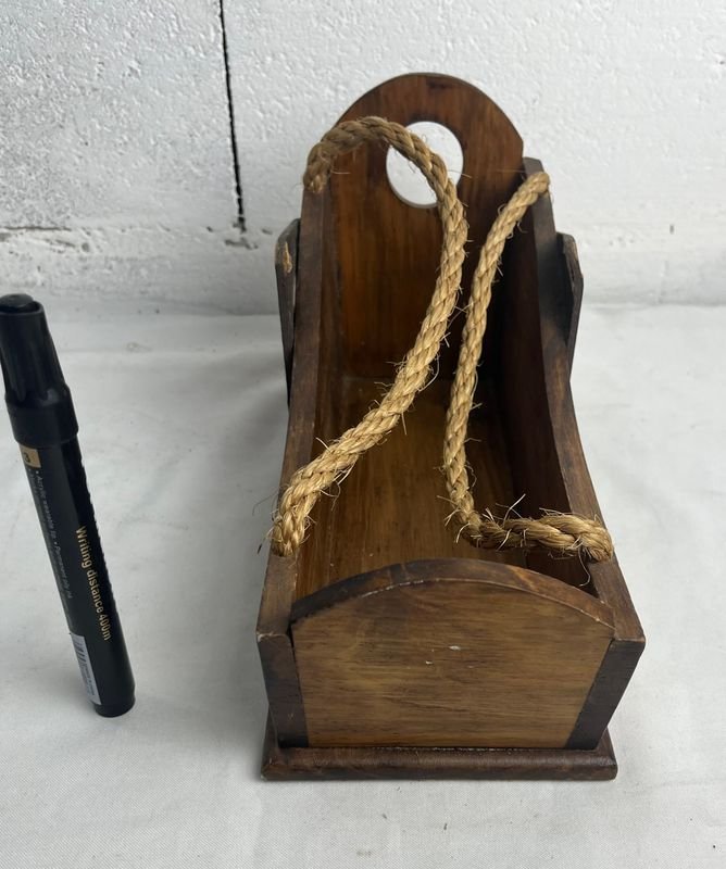 Porta Vino de Madera con Asas de Yute