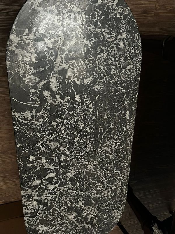 Mesa de mármol y madera en excelente estado - imagen 3