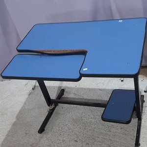 Escritorio Celeste para Computadora con Asiento y Reposapiés - imagen 3