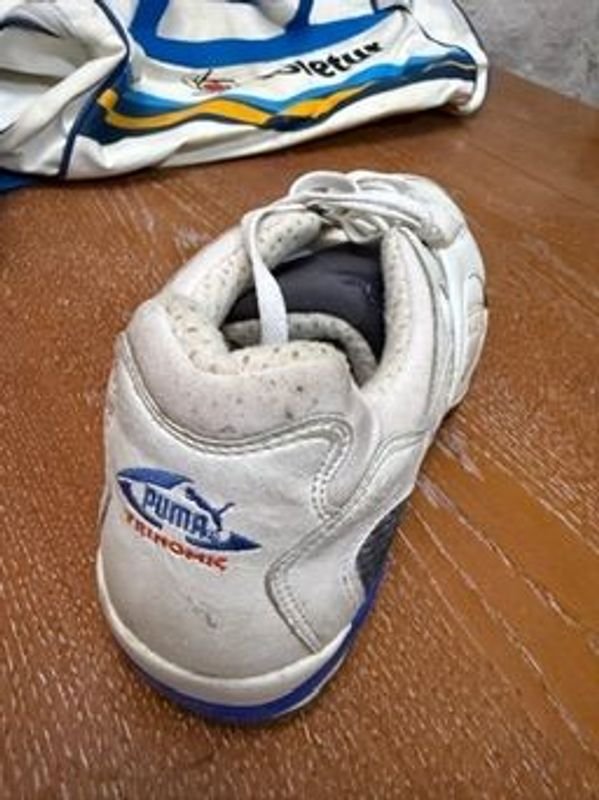 Calzado y bolso vintage Puma - imagen 3