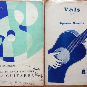 Lote siguiente: Libro Las Primeras Lecciones de Guitarra Flamenca de Julio Sagreras y Vals Op. 8 de Agustín Barrios