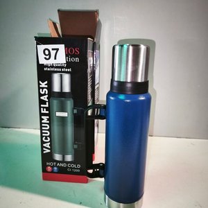 Lote siguiente: 2 Termos Cosmos de Acero Inoxidable, 1.2 Litros