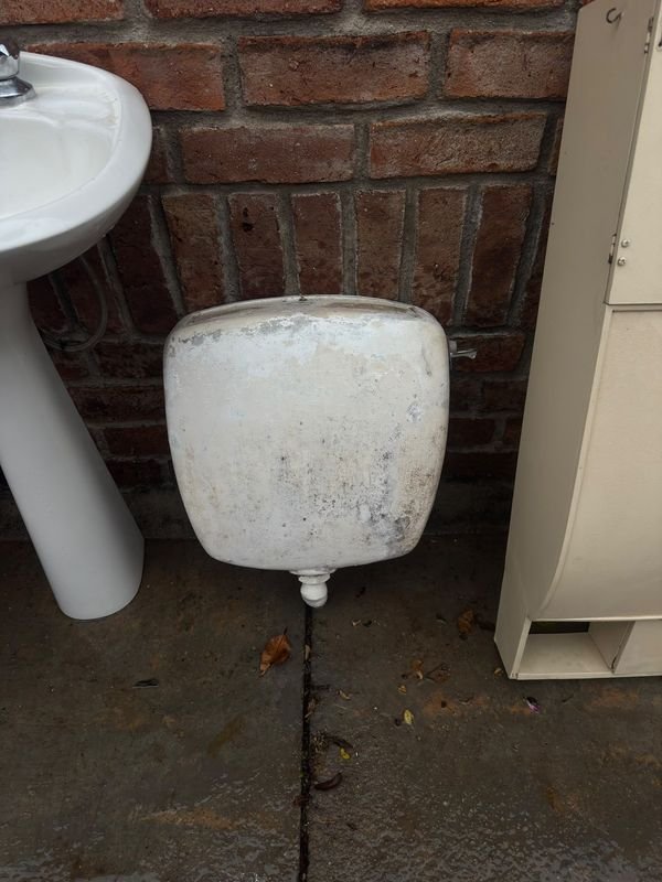 Conjunto de Baño Completo: Inodoro, Bidet y Lavamanos con Grifería