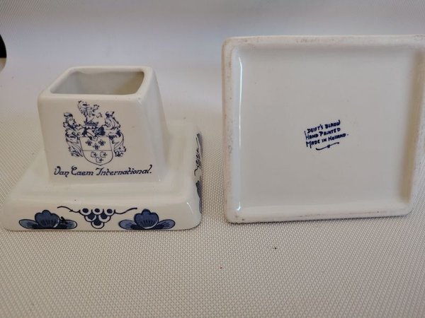 Dos piezas de porcelana pintadas a mano Holanda con azul oxido de cobalto - imagen 1