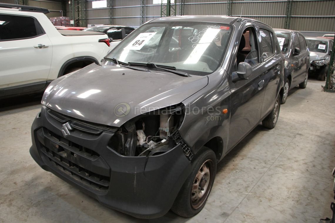 Suzuki Alto Gris - Vehículo Usado