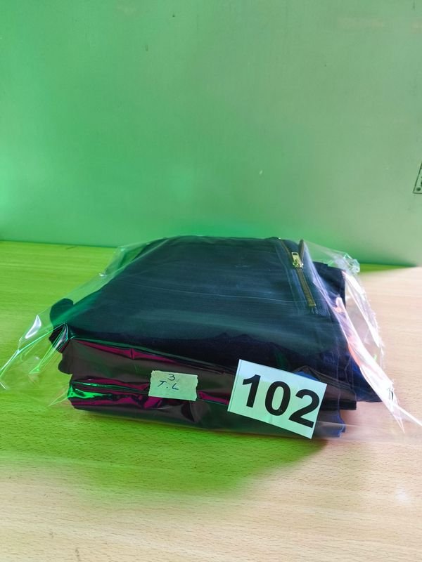 Item 843852 - Image 1