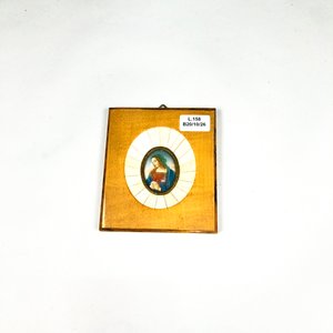 Miniatura Pintada a Mano con Marco Dorado y Firma Ilegible - imagen 3