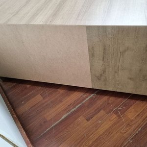 Rack con Estantes Abiertos en Tono Madera Claro - imagen 4