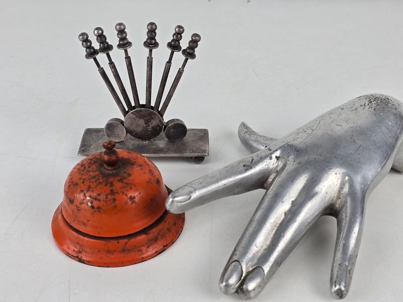 Timbre de Mesa y Pinchos para Copetín Vintage Marca Maesa