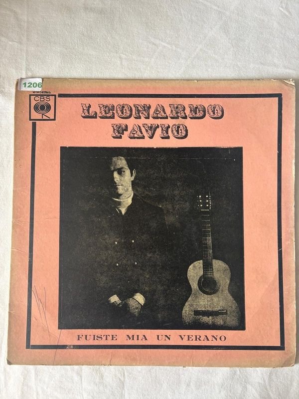 Disco de Vinilo Leonardo Favio "Fuiste Mía Un Verano"