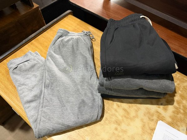 Conjunto de Pantalones Deportivos Grises y Negros