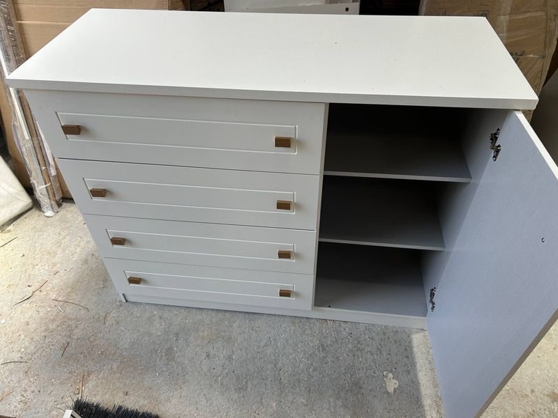 Item 877563 - Image 1