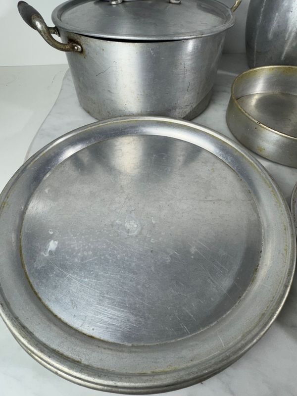Gran lote de aluminio de cocina en buen estado - imagen 9