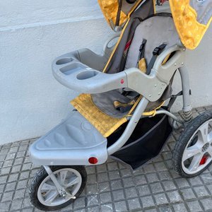Cochecito para bebé Instep de 3 ruedas, amarillo y gris - imagen 4