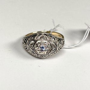 Anillo de Oro 18k con Brillantes y Diseño Calado - imagen 3