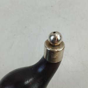 Antiguo Mate de Calabaza con Incrustaciones Metálicas Cinceladas y Decoradas a Mano - imagen 7