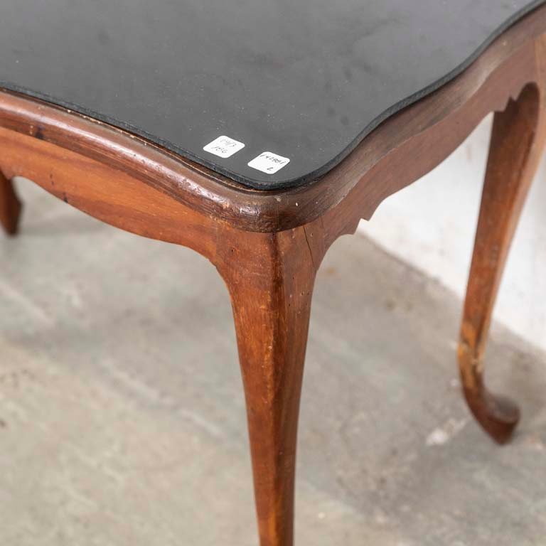 Mesa de sala francesa con tapa de vidrio negro - imagen 3