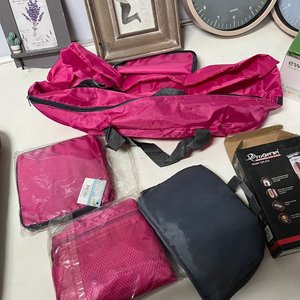 Lote de Máquina Cortapelo, Radio, Relojes de Pared, Portaretratos y Bolsos Plegables - imagen 7