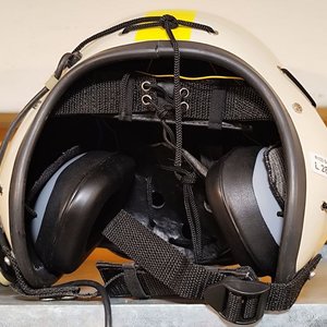 Casco de Piloto GAUTIER Regulable Talle M-L Visor Negro Completo Auriculares de Fábrica - imagen 1